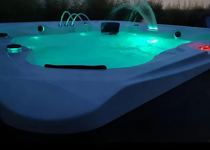 Hébergement de vacances Gîte Luxe 4 étoiles -Douce Harmonie Massages&Grand SPA 5 places - Indépendant -Au calme -Jardin - Clim - Parking à 5 min Carcassonne - 2 Adultes 1 bébé de 0 à 2 ans Villemoustaussou