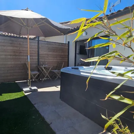 - Luxe 4 Etoiles -douce Harmonie Massages & 5 Places -cocon Discret Insolite Sans Vis A Vis En Toute Serenite - 5 Min Carcassonne Holiday home Villemoustaussou